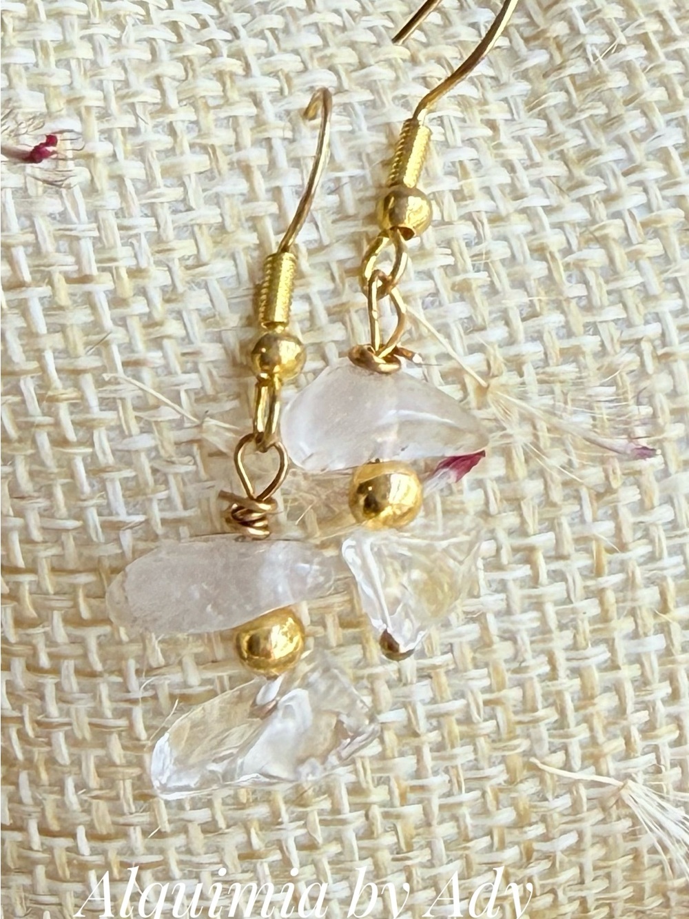 Alquimia Gold and Clear Quartz Chip Dangle Earrings